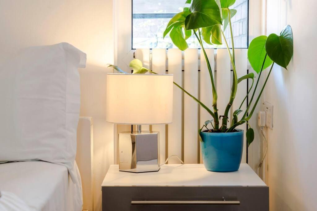 The Clarence, Central London Apartment W/ Wifi Exterior photo